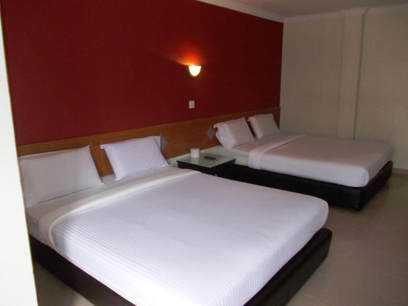 Lotus Hotel Johor Bahru Buitenkant foto