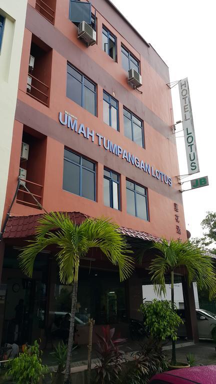Lotus Hotel Johor Bahru Buitenkant foto